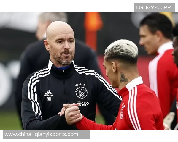 英媒称米堡主帅接掌狼队机会增加滕哈赫与阿贾克斯关系升温 英媒称米堡主帅接掌狼队机会增加滕哈赫与阿贾克斯关系升温